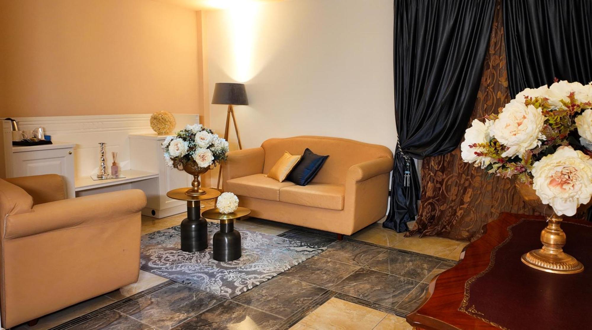Regina Di Saba - Hotel Villa Per Ricevimenti Grottaminarda Exteriör bild