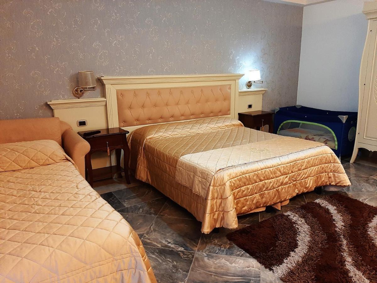 Regina Di Saba - Hotel Villa Per Ricevimenti Grottaminarda Exteriör bild